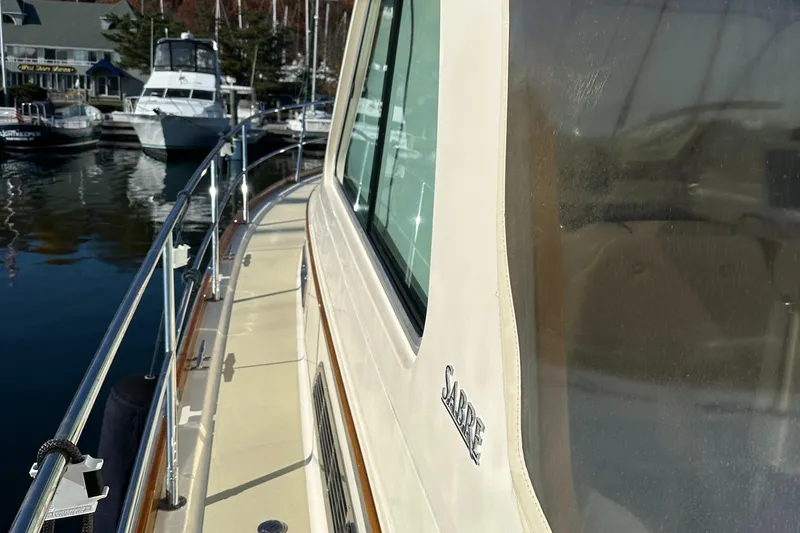 Sabre 38 Yacht Photos Pics 