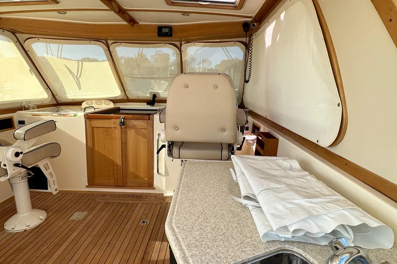 Sabre 38 Yacht Photos Pics 