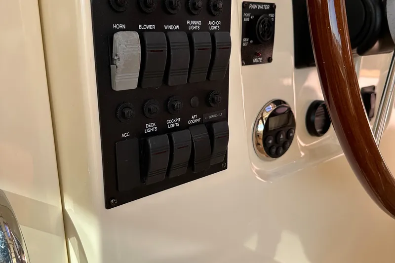 Sabre 38 Yacht Photos Pics 