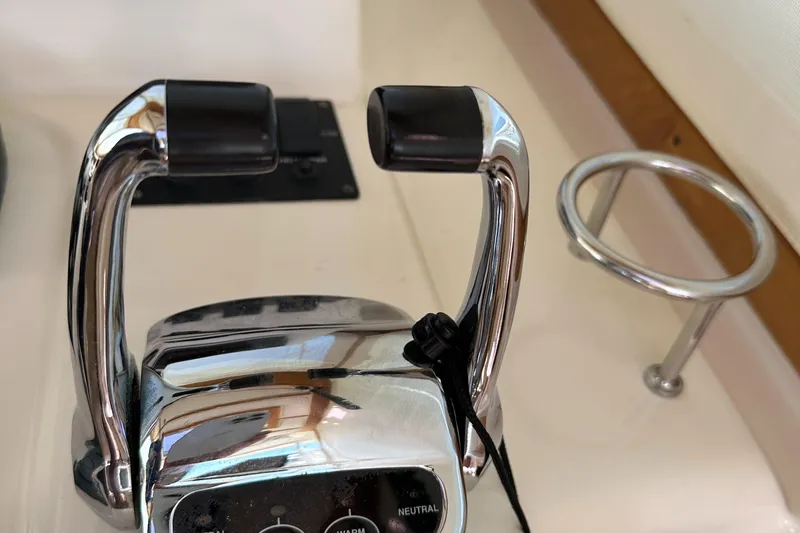 Sabre 38 Yacht Photos Pics 