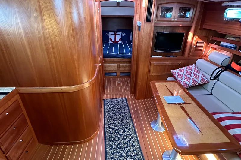 Sabre 38 Yacht Photos Pics 