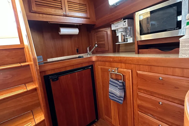 Sabre 38 Yacht Photos Pics 