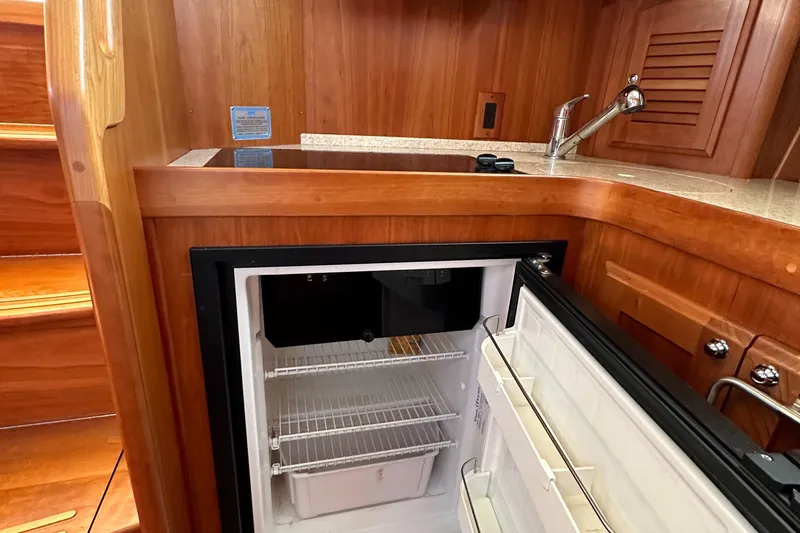 Sabre 38 Yacht Photos Pics 