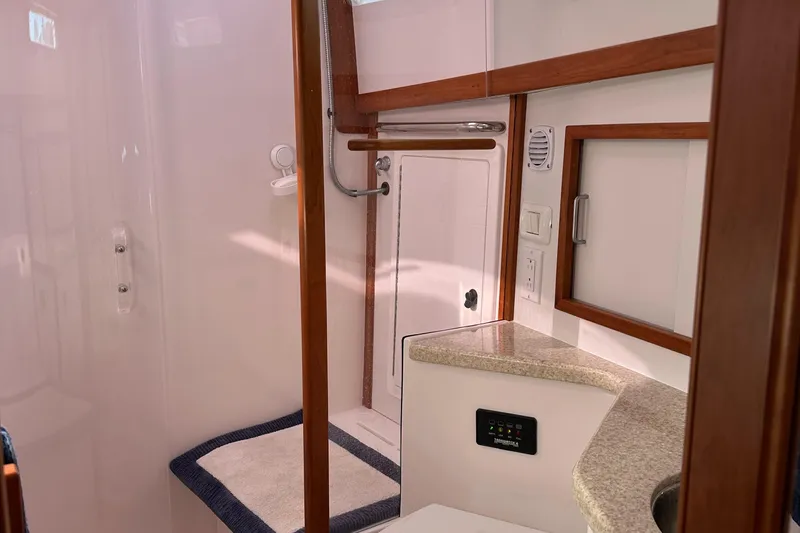 Sabre 38 Yacht Photos Pics 