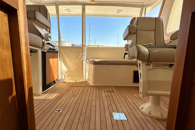 Sabre 38 Yacht Photos Pics 