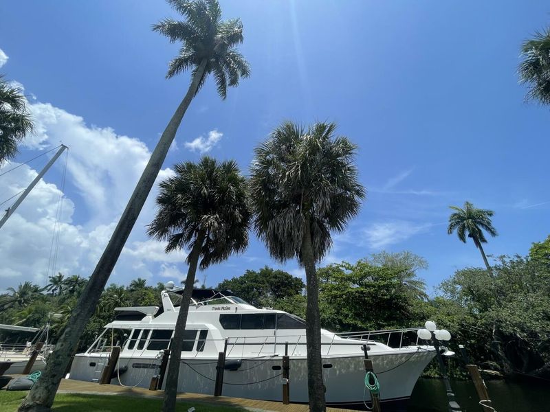 2000 Pacific Mariner 65 Motor Yacht