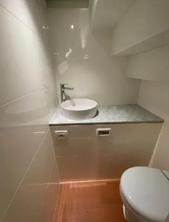 Bikini Sunset Yacht Photos Pics Modern bathroom in Granocean 57, 2023 model.