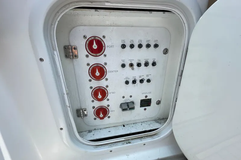  Yacht Photos Pics Control panel of a 2007 Fountain 38 Sportfish Cruiser OB boat.
