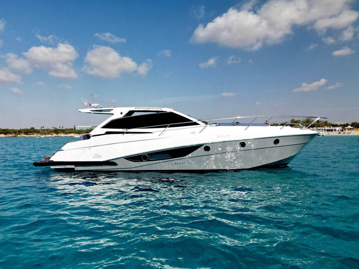 2018 Rio Yachts 43 