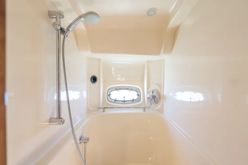 Liquidity Yacht Photos Pics 