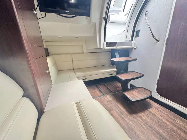 La Cha Cha Yacht Photos Pics 