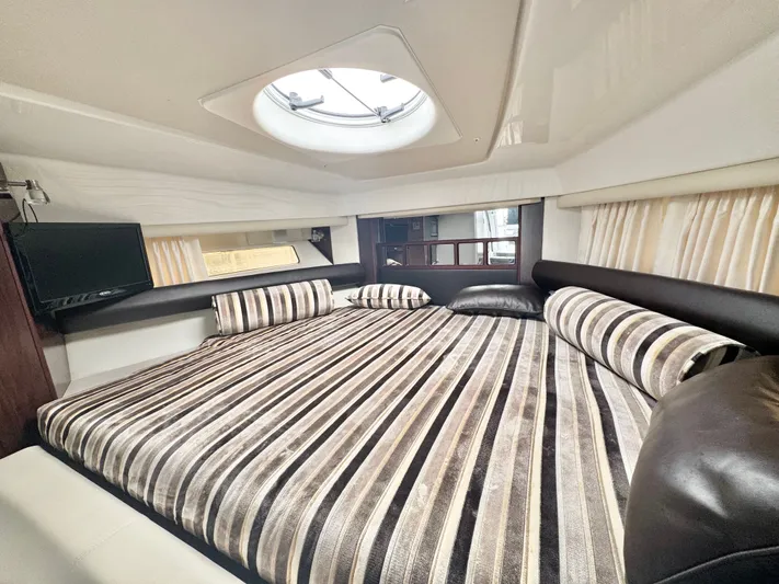 La Cha Cha Yacht Photos Pics 