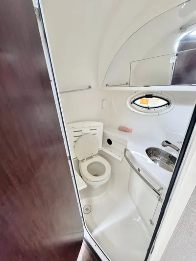 La Cha Cha Yacht Photos Pics 