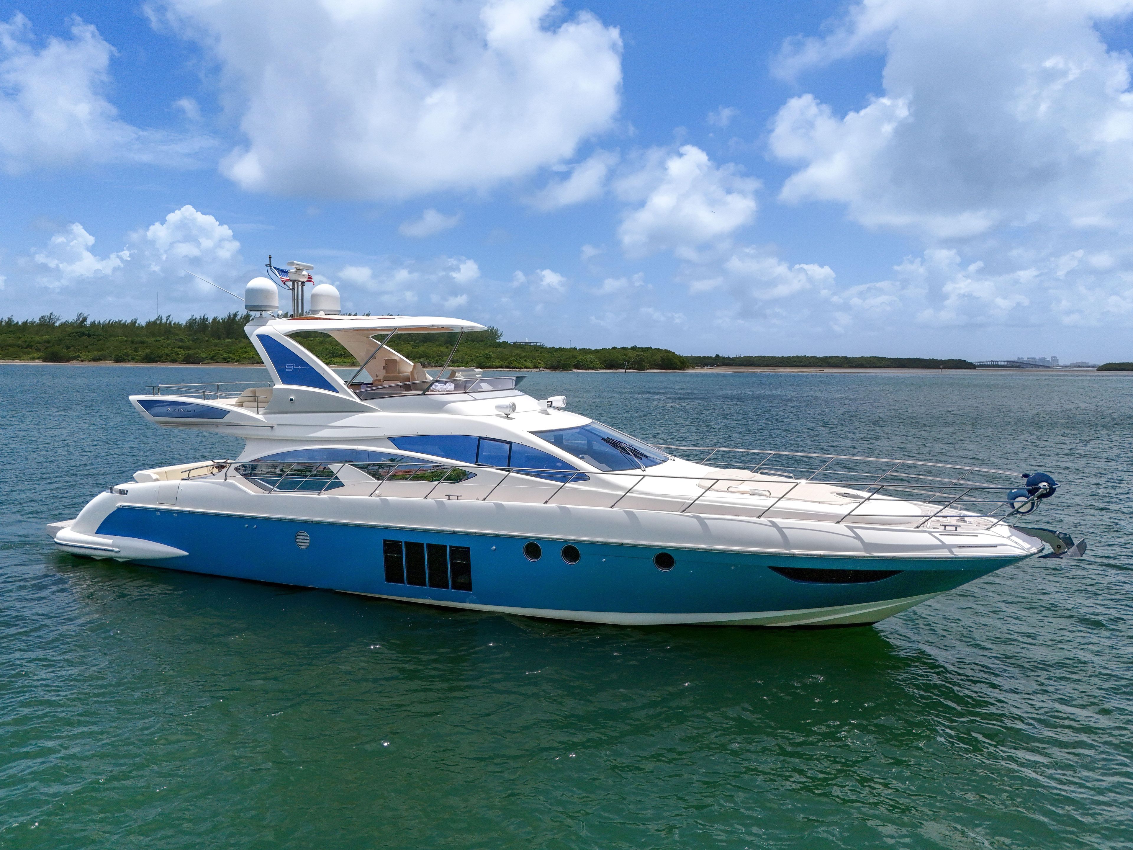 Yacht