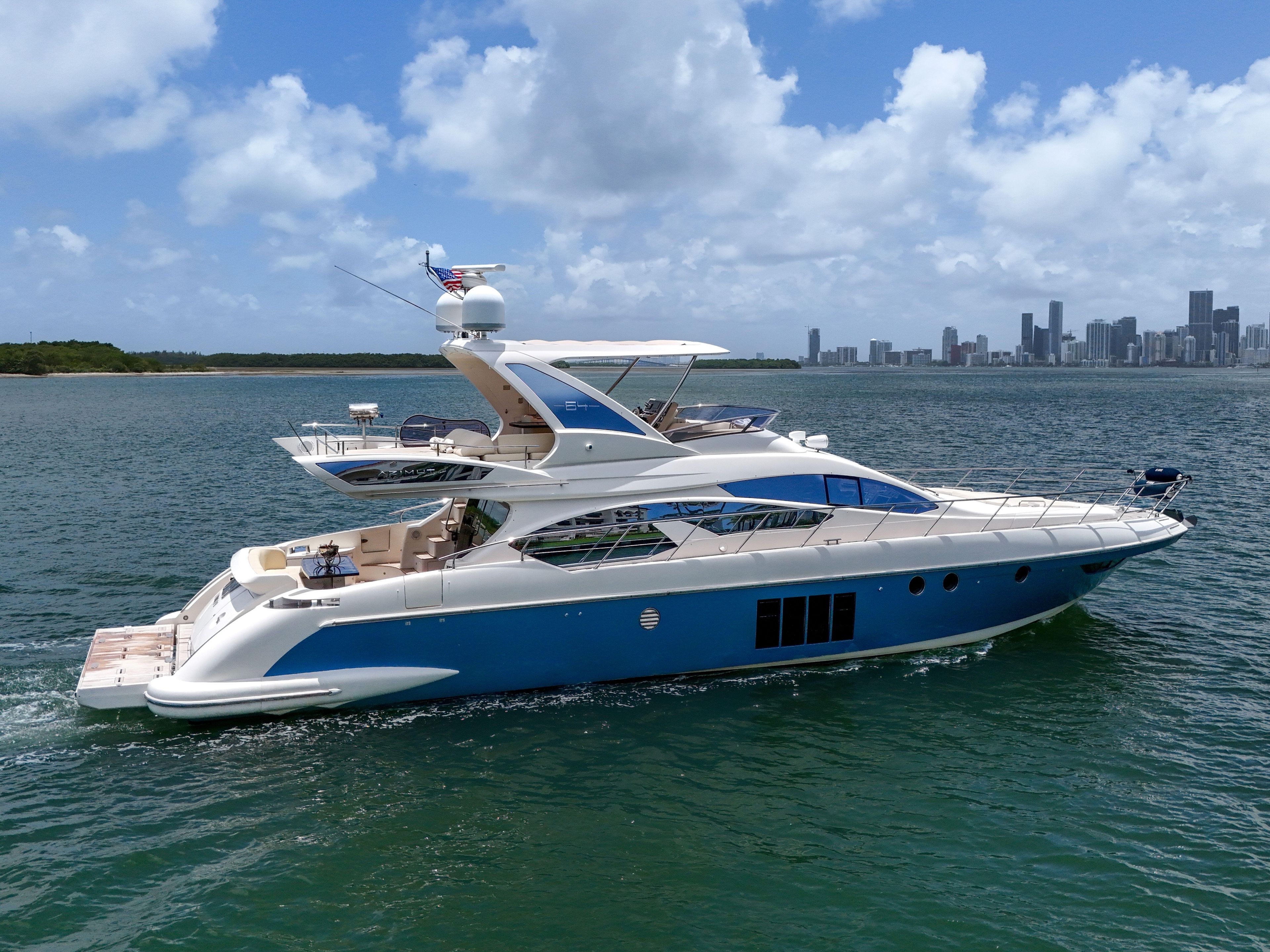Yacht
