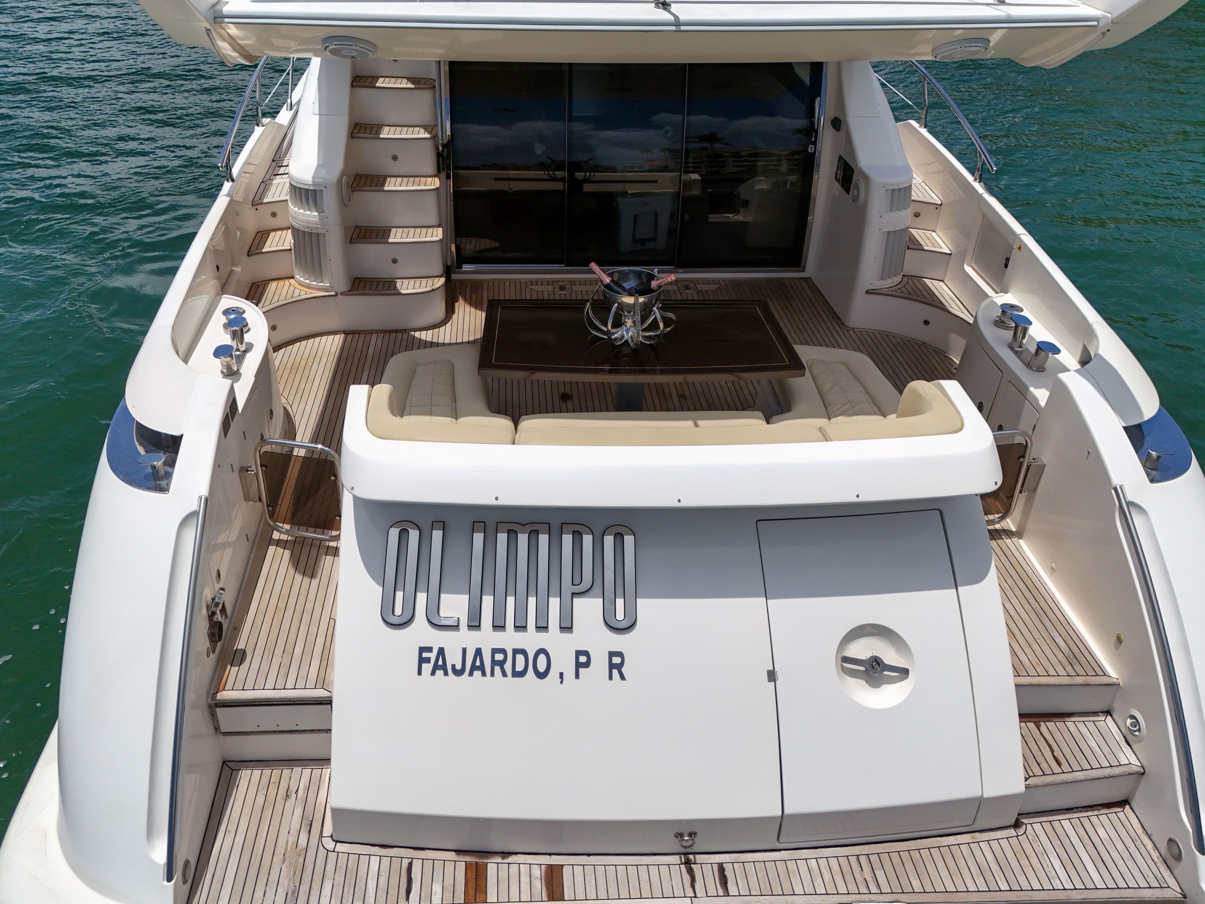 2012 Azimut 64 