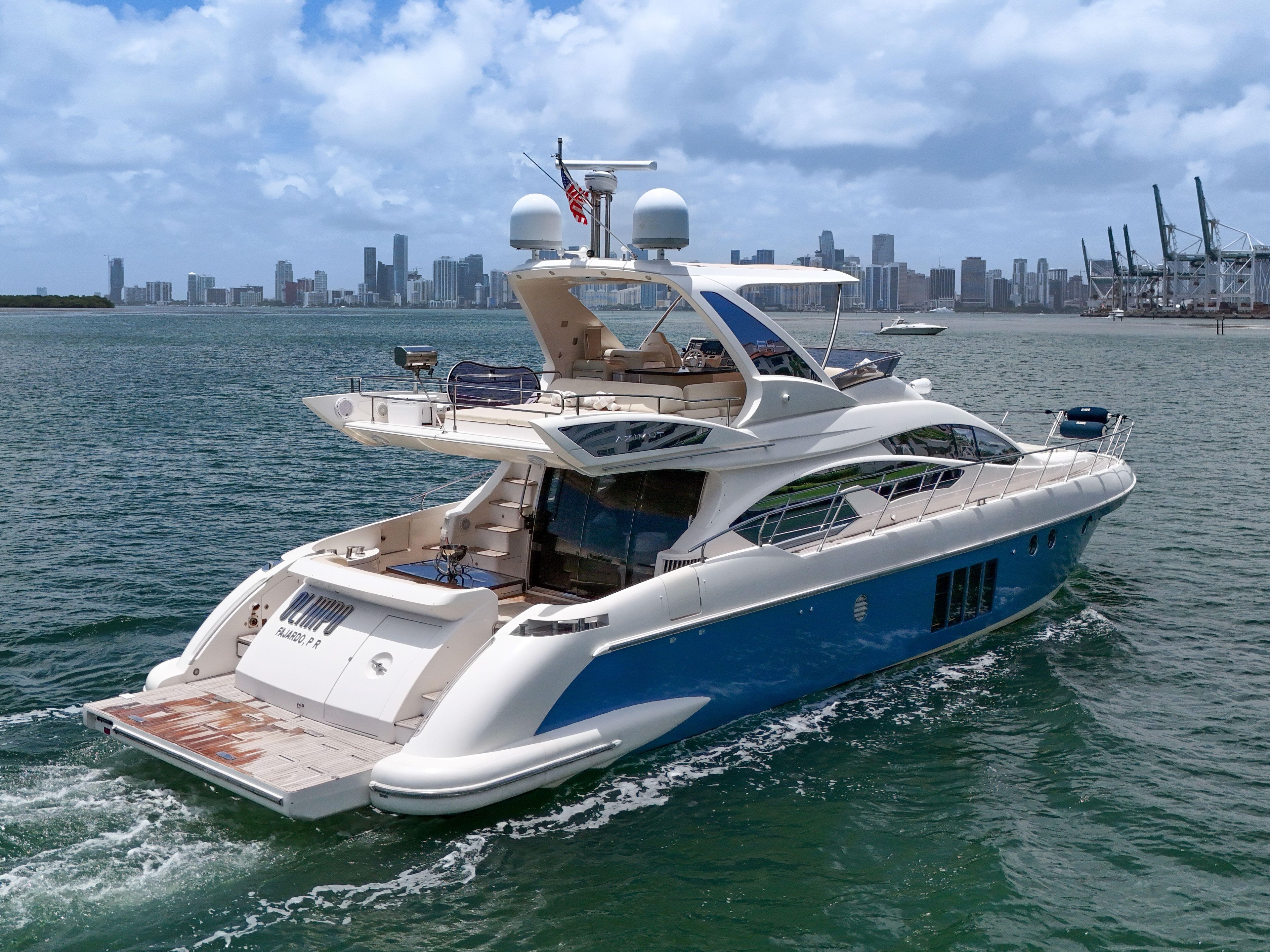 Yacht
