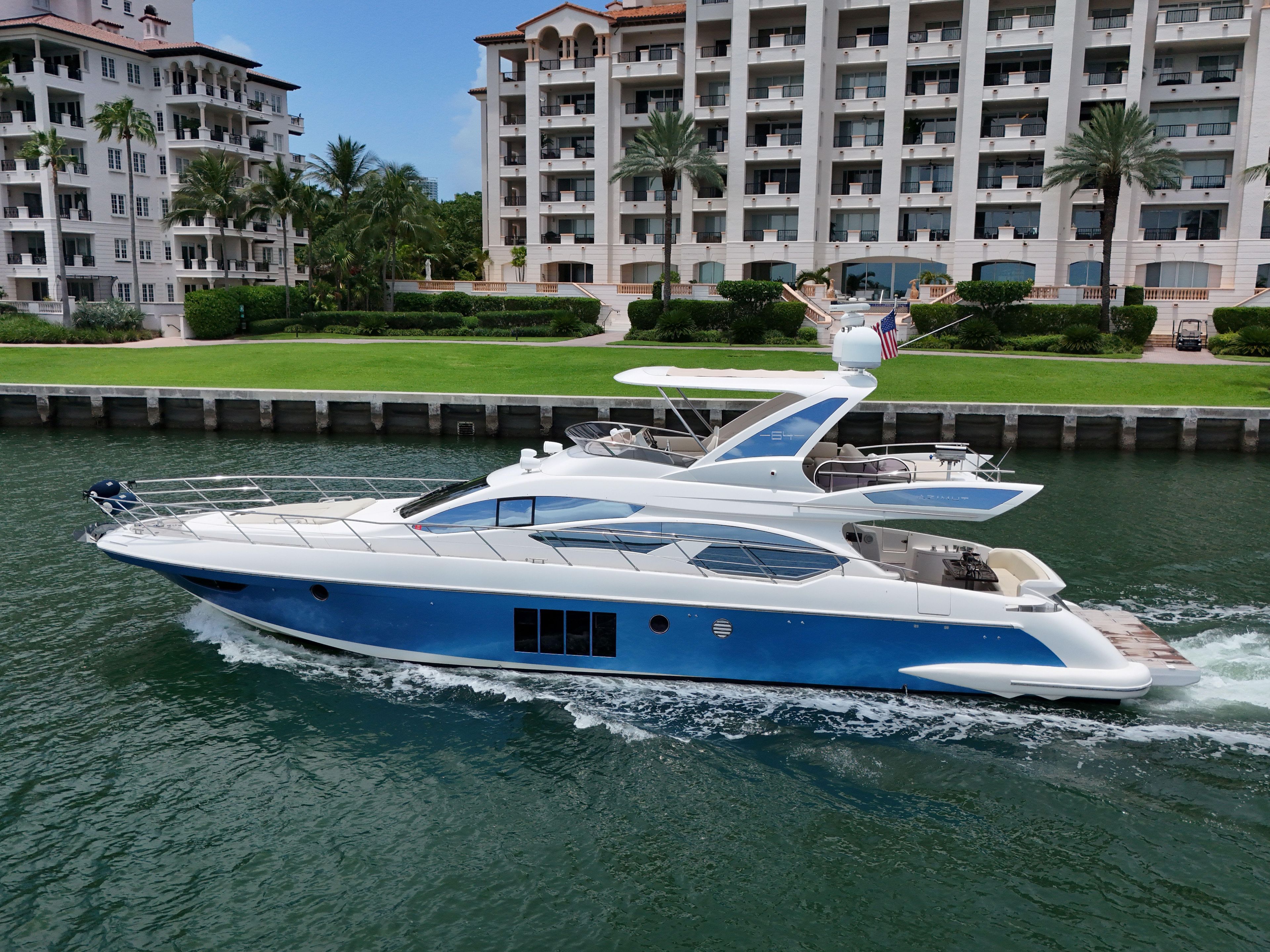 Yacht