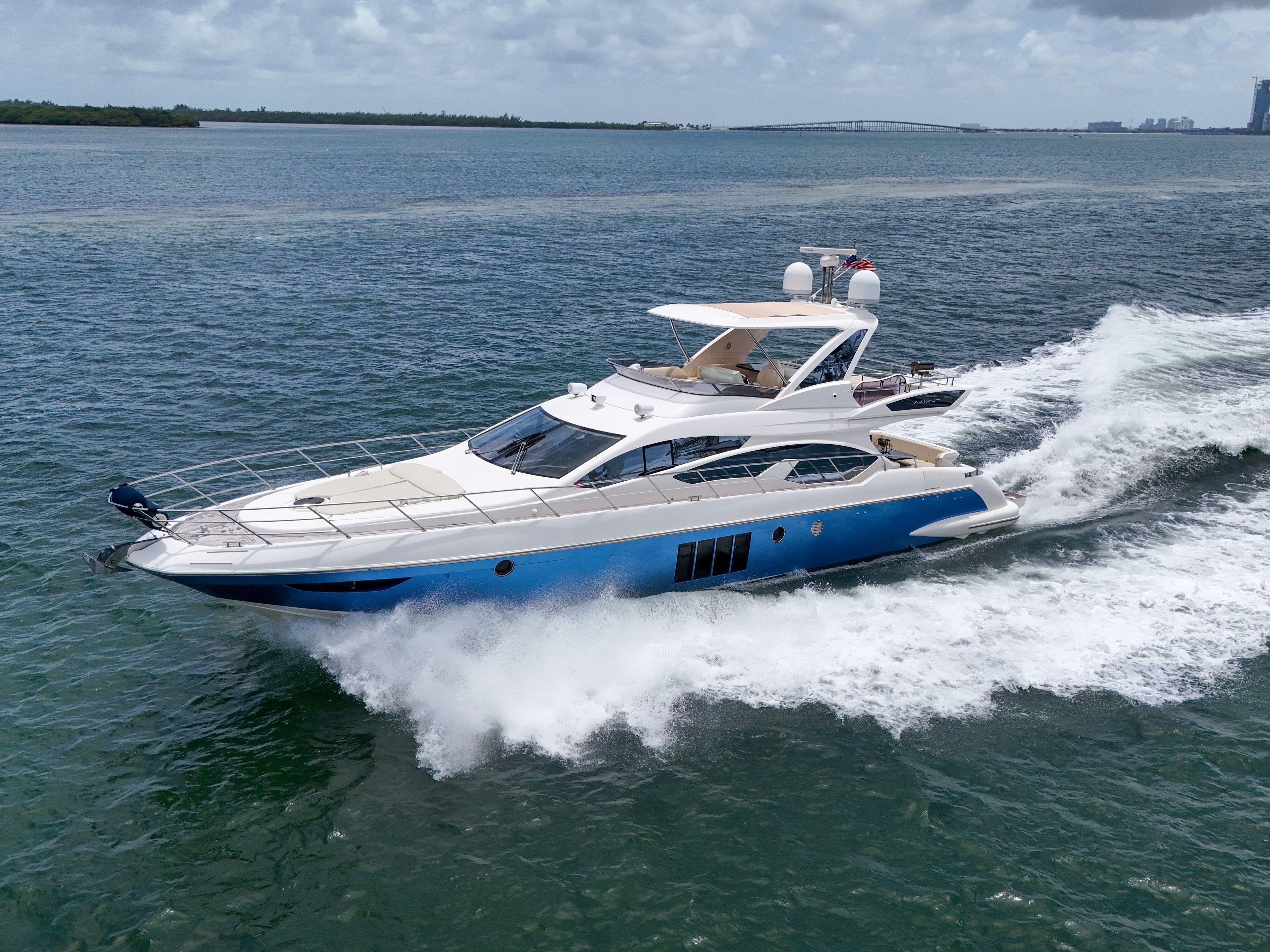 Yacht