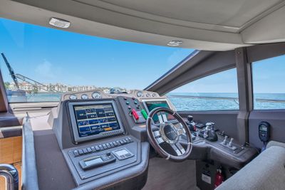 Yacht
