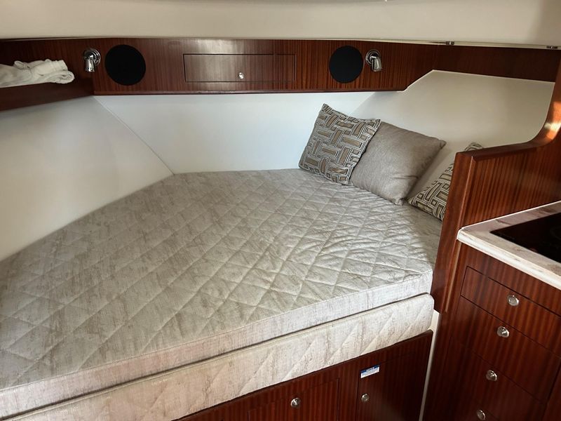 2022 Pursuit OS 385 Offshore