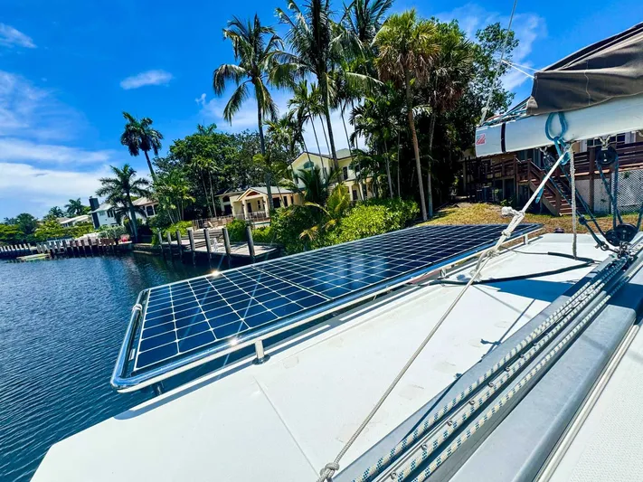 Waterlilly Yacht Photos Pics 