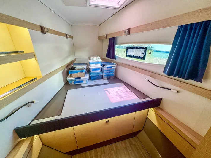 Waterlilly Yacht Photos Pics 