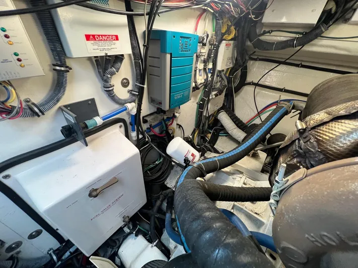 Peace Out Yacht Photos Pics Tiara 4400 Sovran