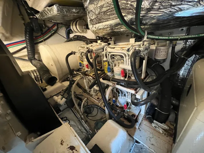 Peace Out Yacht Photos Pics Tiara 4400 Sovran