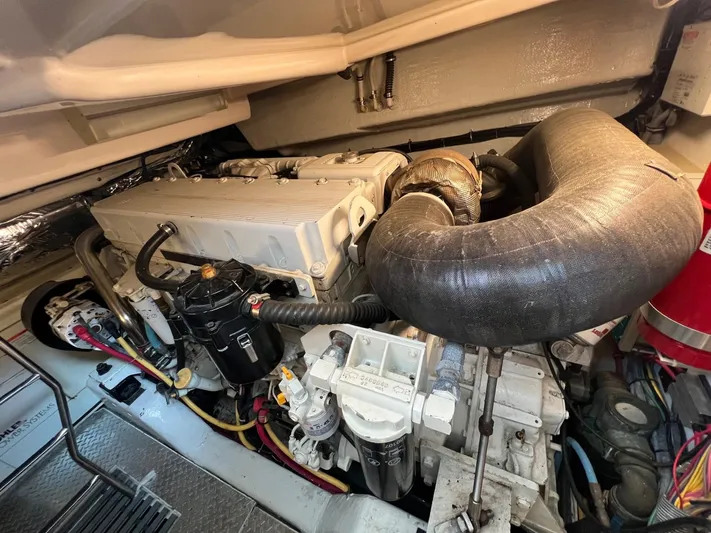 Peace Out Yacht Photos Pics Tiara 4400 Sovran