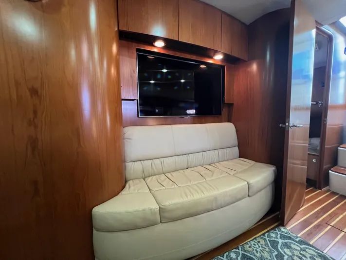 Peace Out Yacht Photos Pics Tiara 4400 Sovran