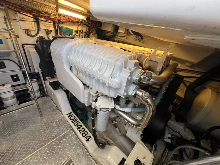 Peace Out Yacht Photos Pics Tiara 4400 Sovran