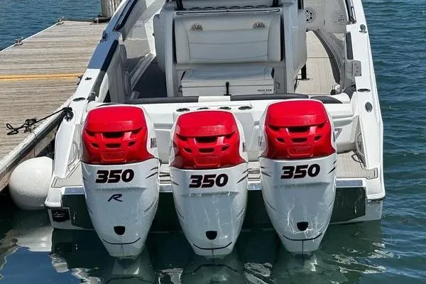 No Name Yacht Photos Pics 2019 Nor-Teck 390 Sport Center Console with triple 350 horsepower engines docked.
