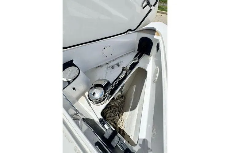 No Name Yacht Photos Pics 2019 Nor-Teck 390 Sport Center Console anchor compartment with chain and rope.