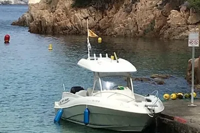 2008 Quicksilver 720 Commander