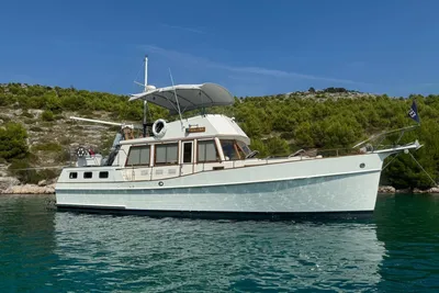 Grand Banks GB 42 MY