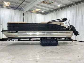 Harris Cruiser 230