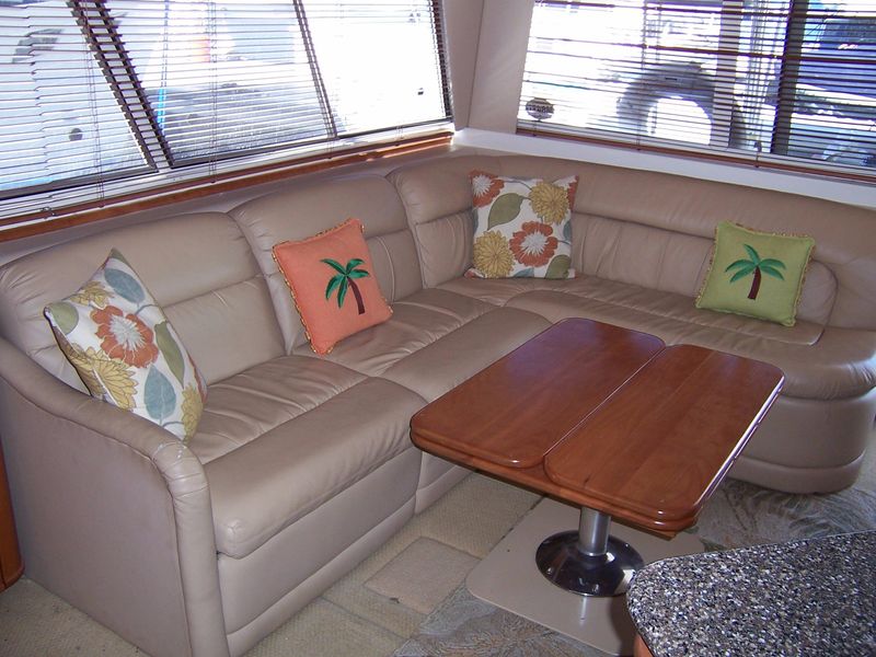 2003 Meridian 490 Pilothouse