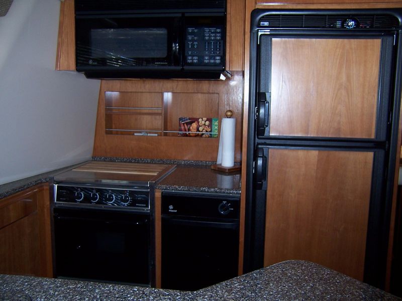 2003 Meridian 490 Pilothouse