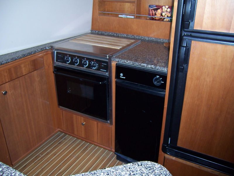 2003 Meridian 490 Pilothouse