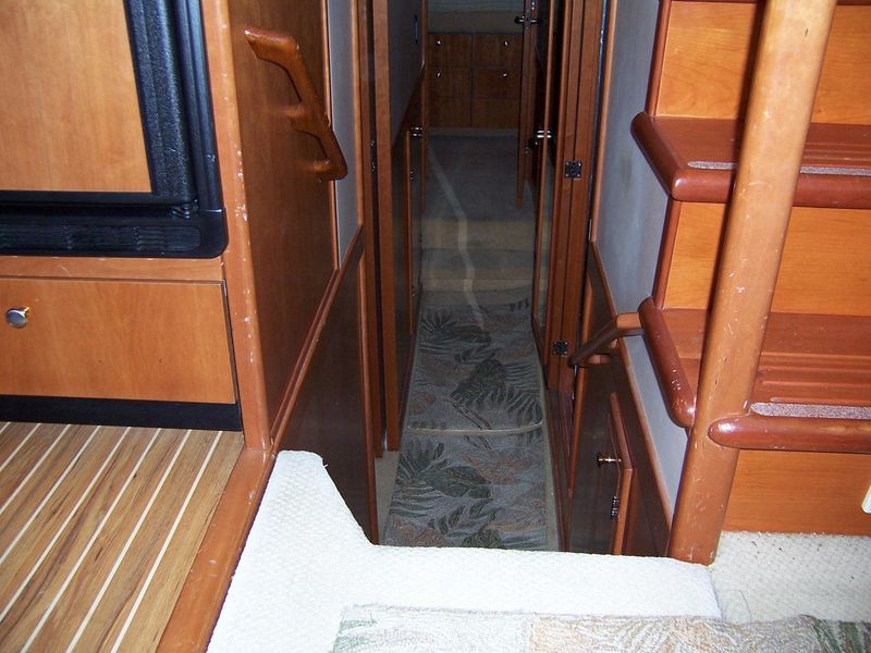 2003 Meridian 490 Pilothouse