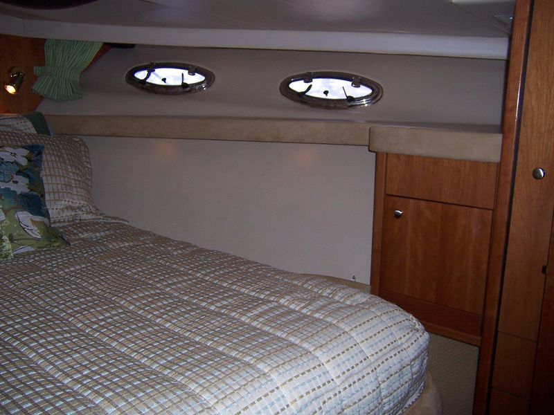 2003 Meridian 490 Pilothouse