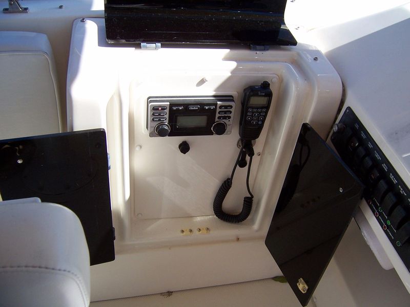 2003 Meridian 490 Pilothouse