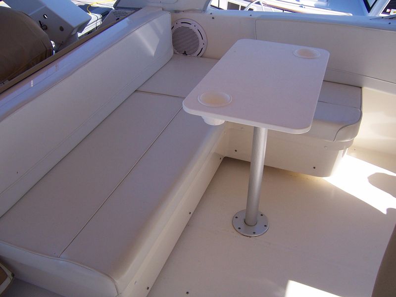 2003 Meridian 490 Pilothouse