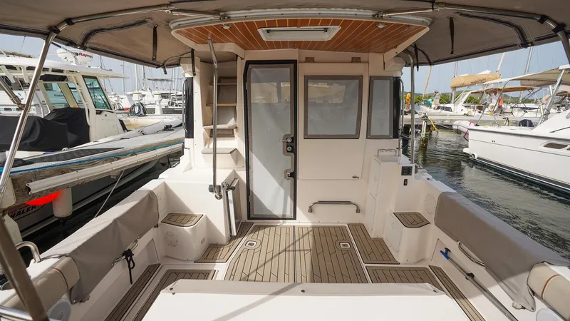 A Votre Sante Yacht Photos Pics Cockpit with Sea Dek decking