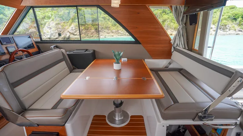 A Votre Sante Yacht Photos Pics 