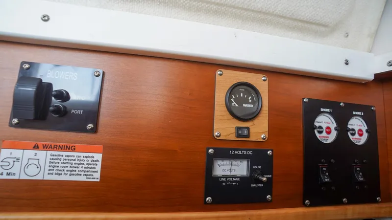 A Votre Sante Yacht Photos Pics 