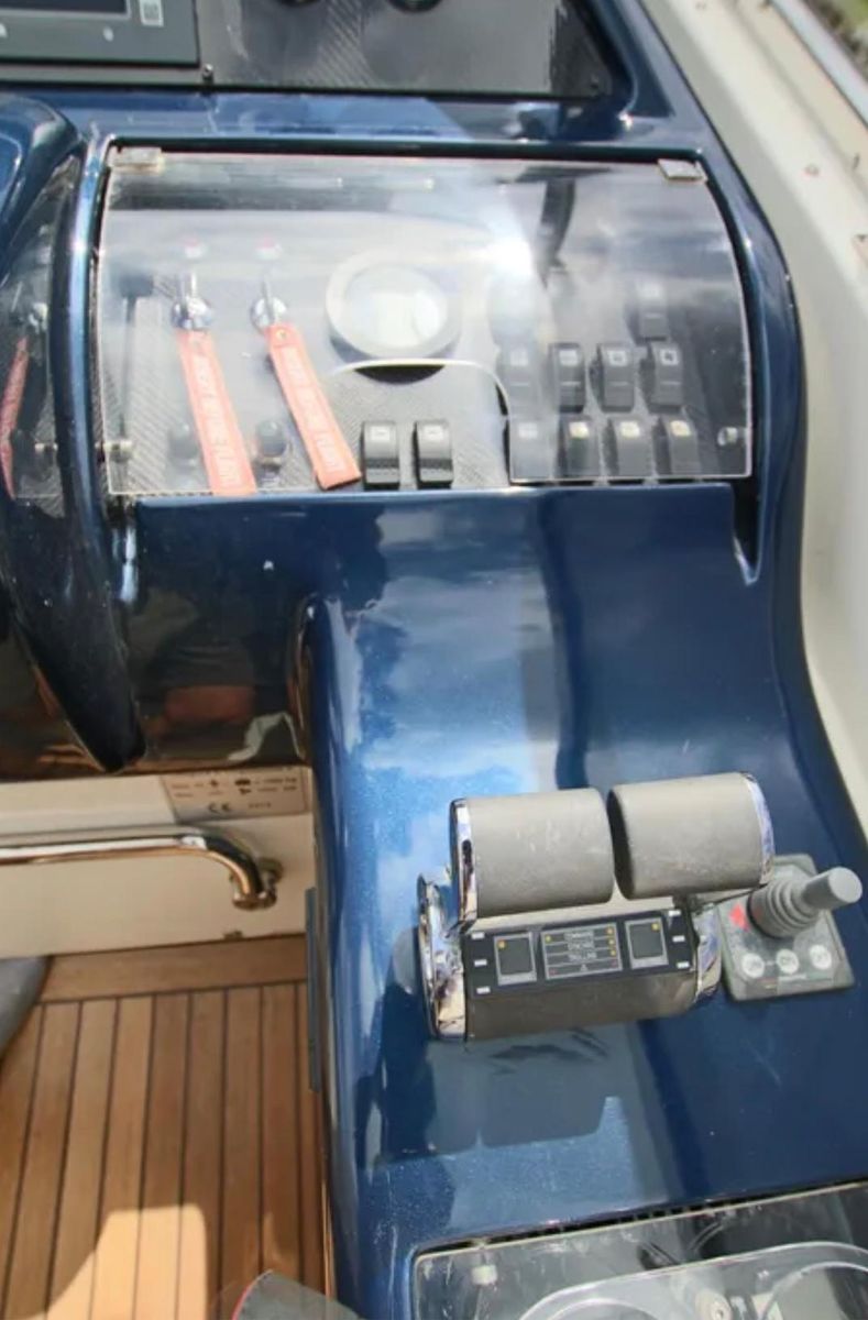 2005 Riva 60 