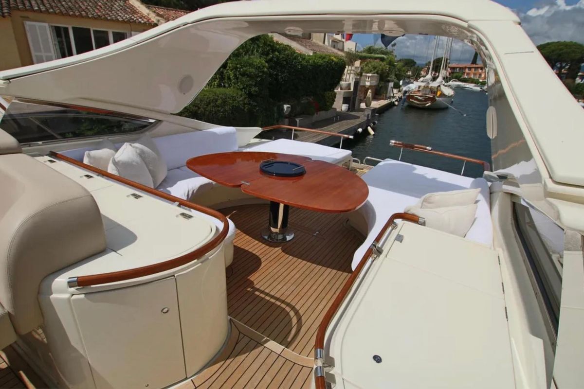 2005 Riva 60 