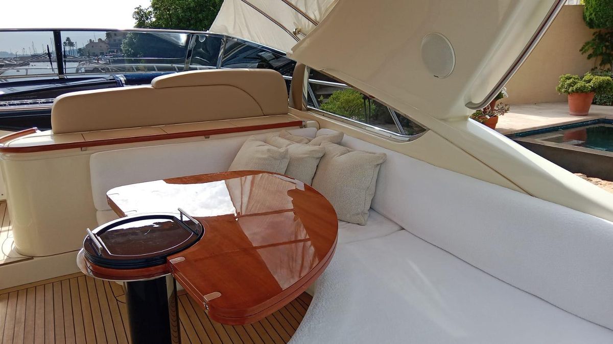 2005 Riva 60 